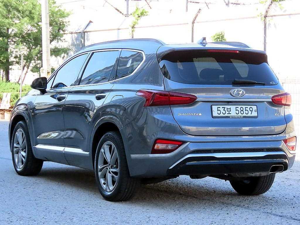 HYUNDAI Santa Fe - Vista 3