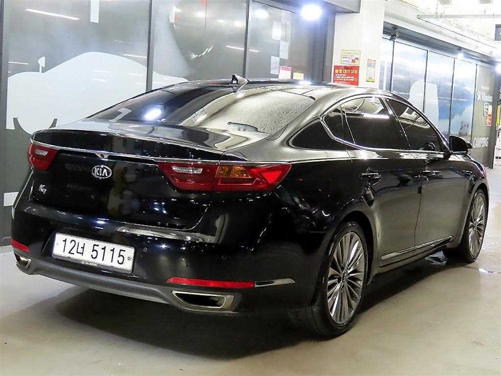 KIA K7 - Vista 4