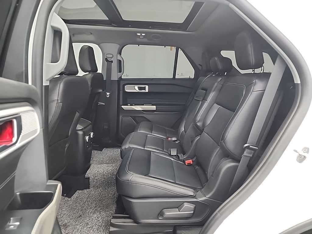 Ford Explorer - Vista 12