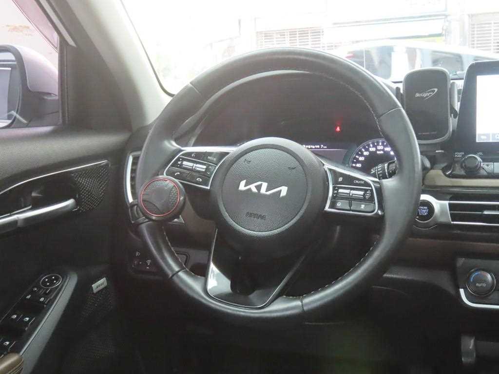 KIA Seltos 2023 the color of pearl - Importación desde Corea - HF Imports Iquique - Foto 17