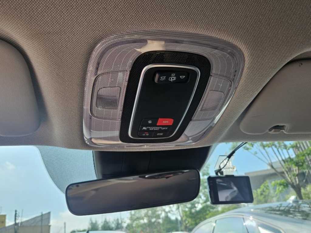 HYUNDAI Avante - Vista 11