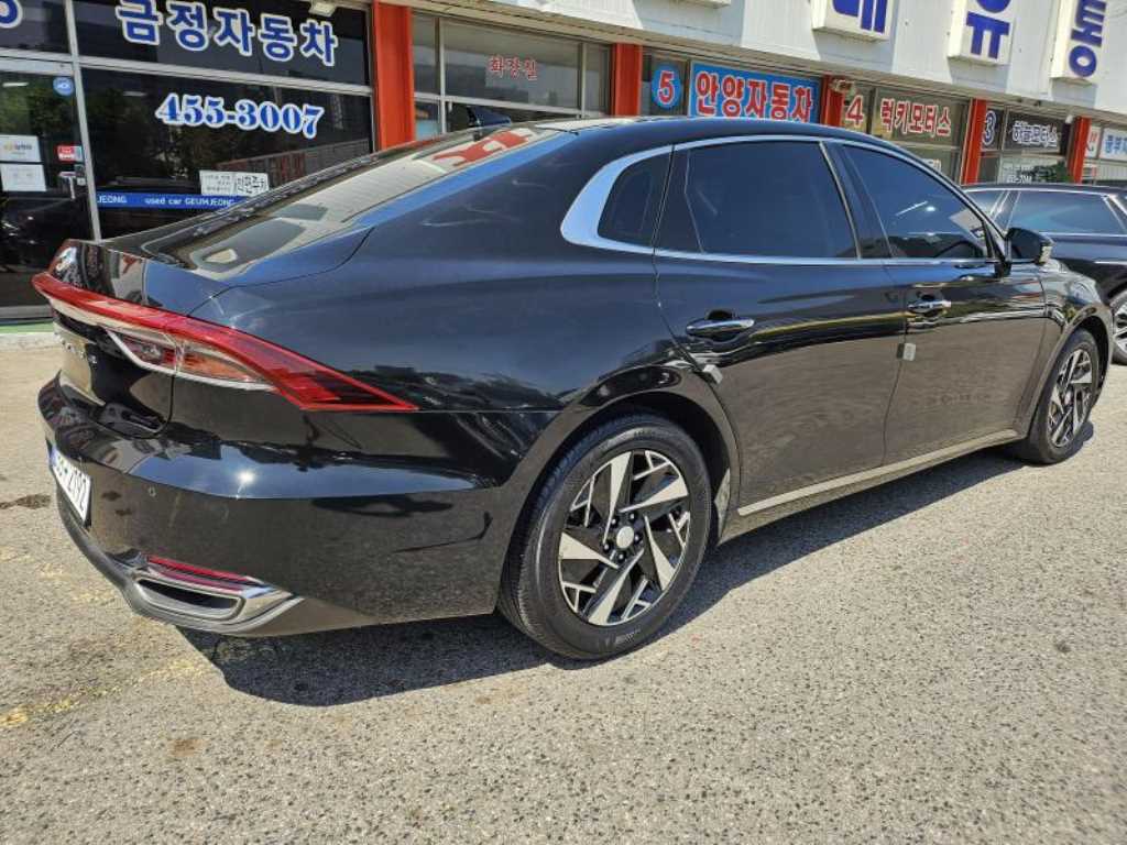 HYUNDAI Grandeur - Vista 5