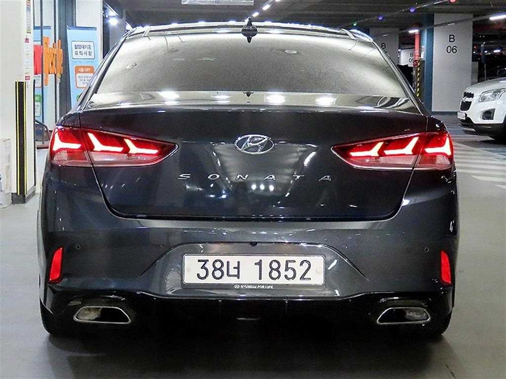 HYUNDAI Sonata - Vista 5