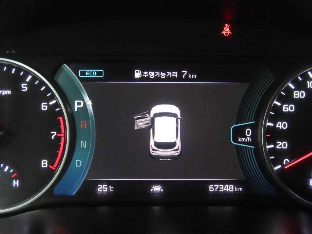 KIA Seltos - Vista 8
