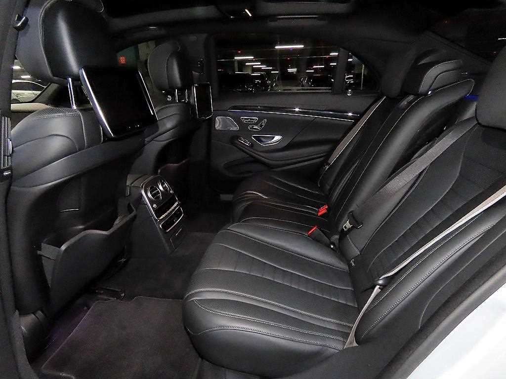 Mercedes Benz S Class - Vista 7