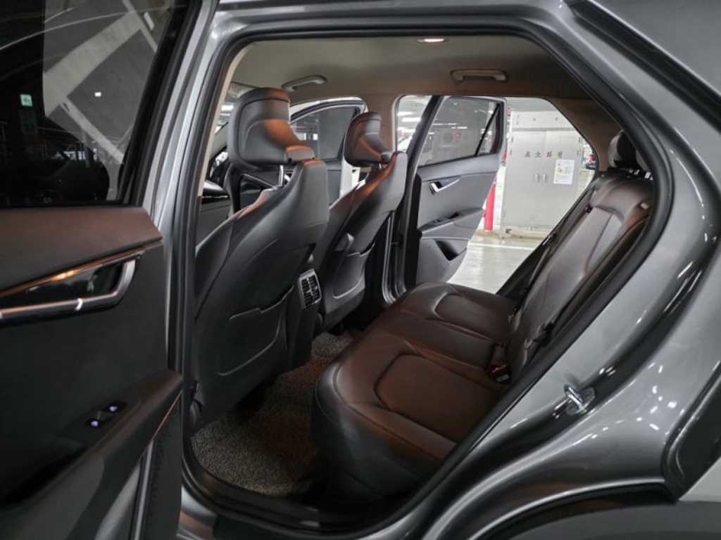 KIA Niro - Vista 8
