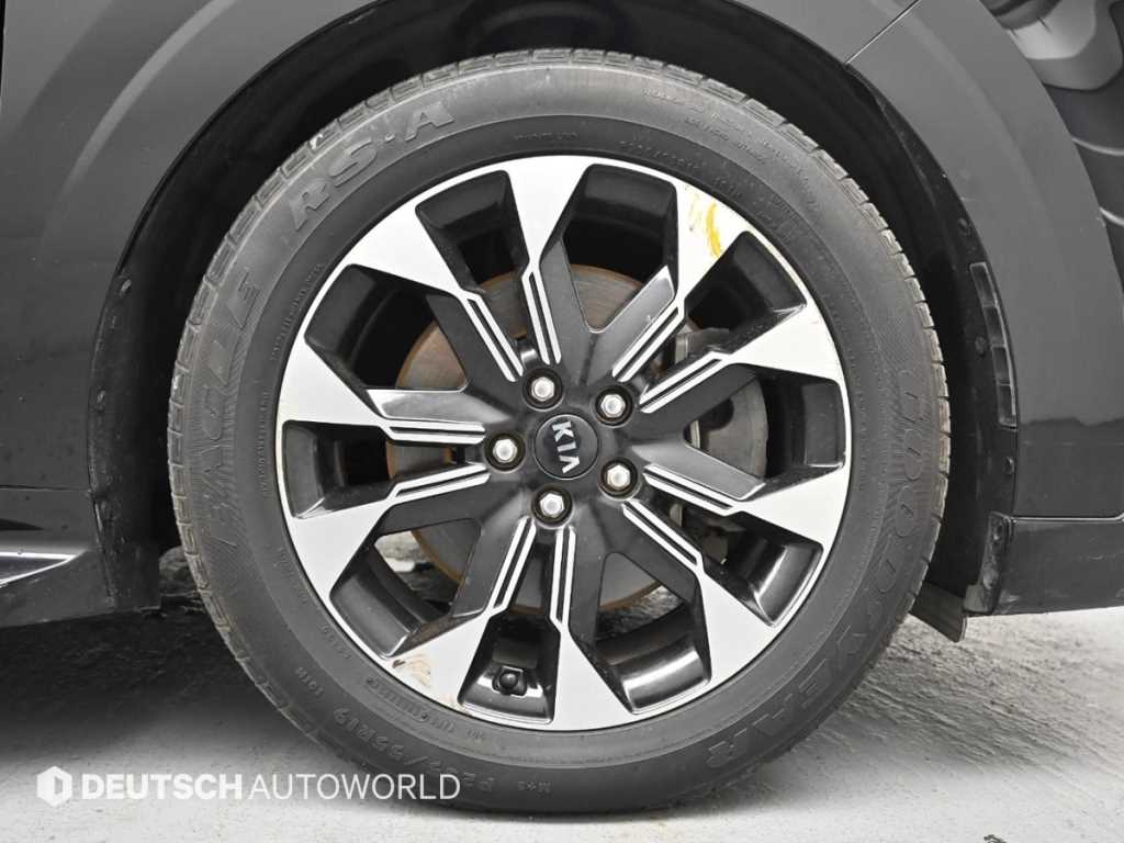 KIA Carnival - Vista 5