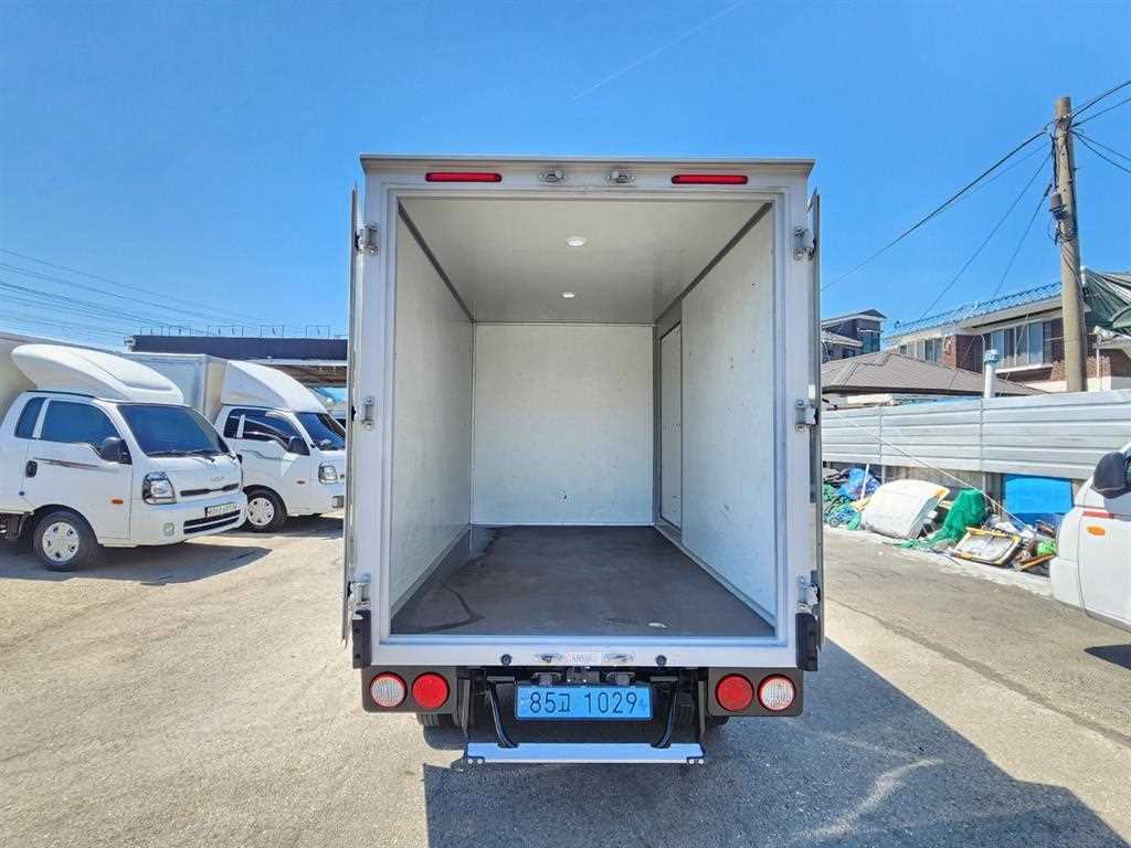 Small Truck Normal Box(High Deck) - Vista 10