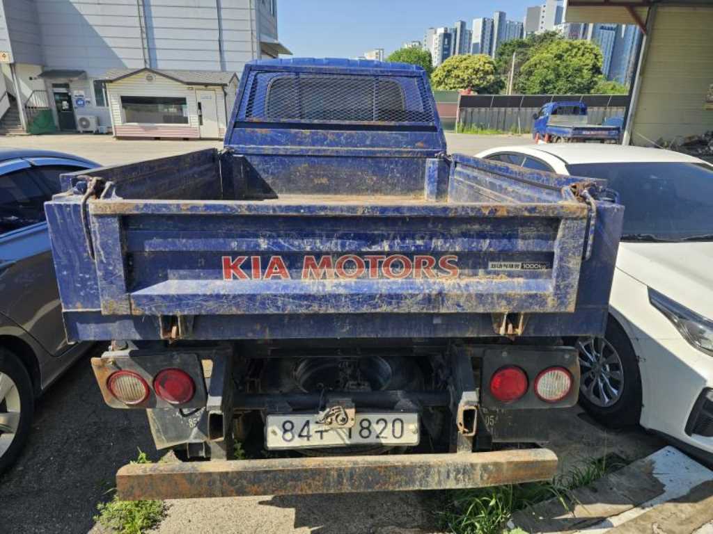 Small Truck (Completed) Dump - Vista 6