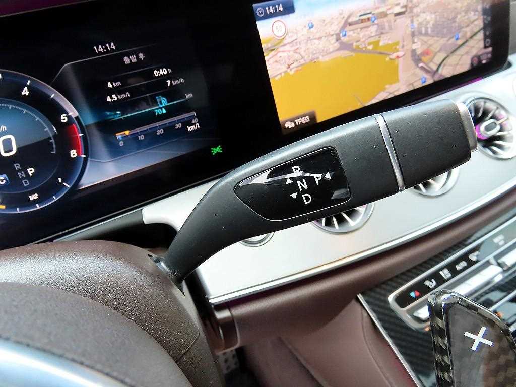 Mercedes Benz CLS Class - Vista 11