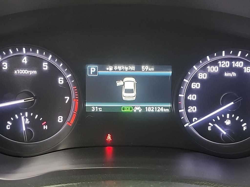 Genesis G80 - Vista 6