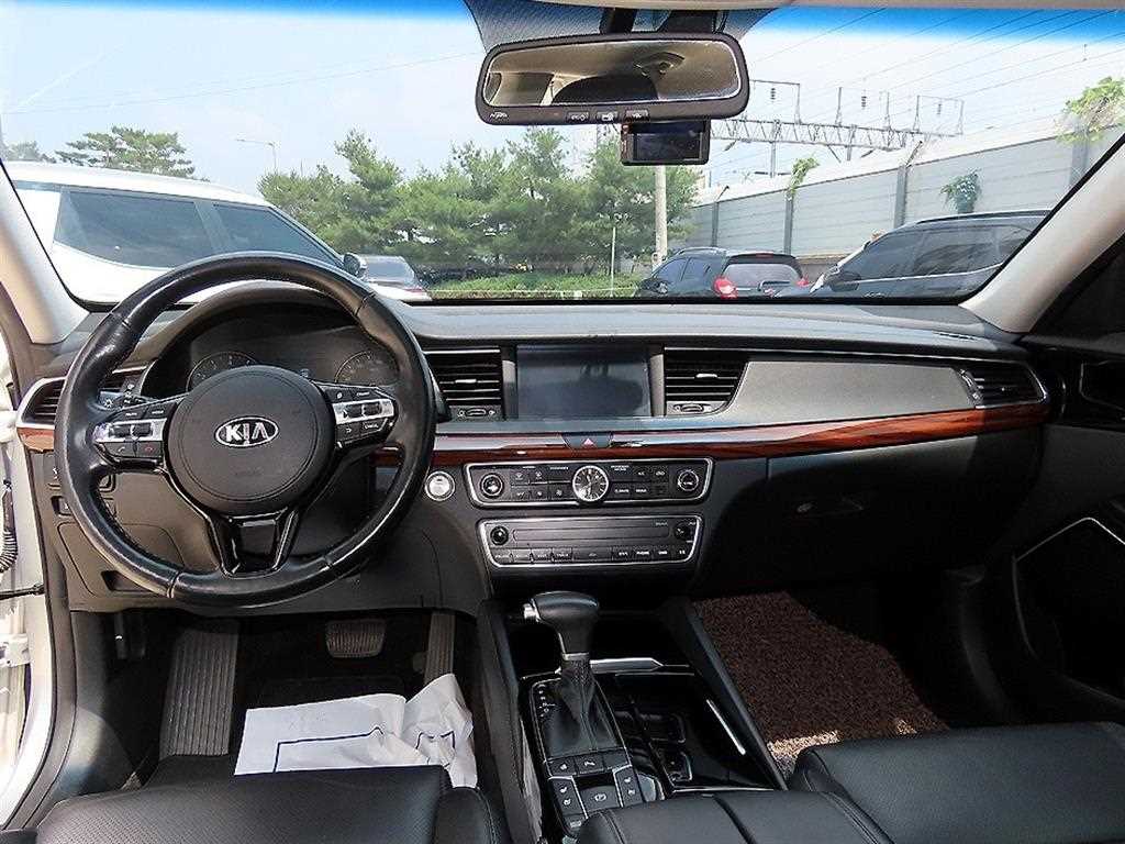KIA K7 - Vista 7