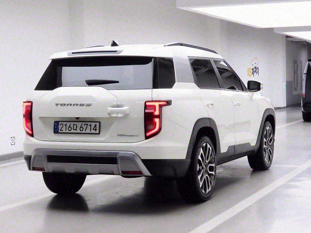 Ssangyong Torres - Vista 6