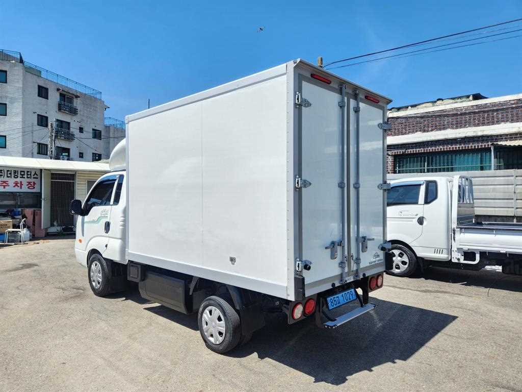 Small Truck Normal Box(High Deck) - Vista 7