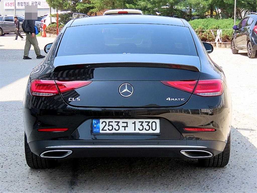 Mercedes Benz CLS Class - Vista 5