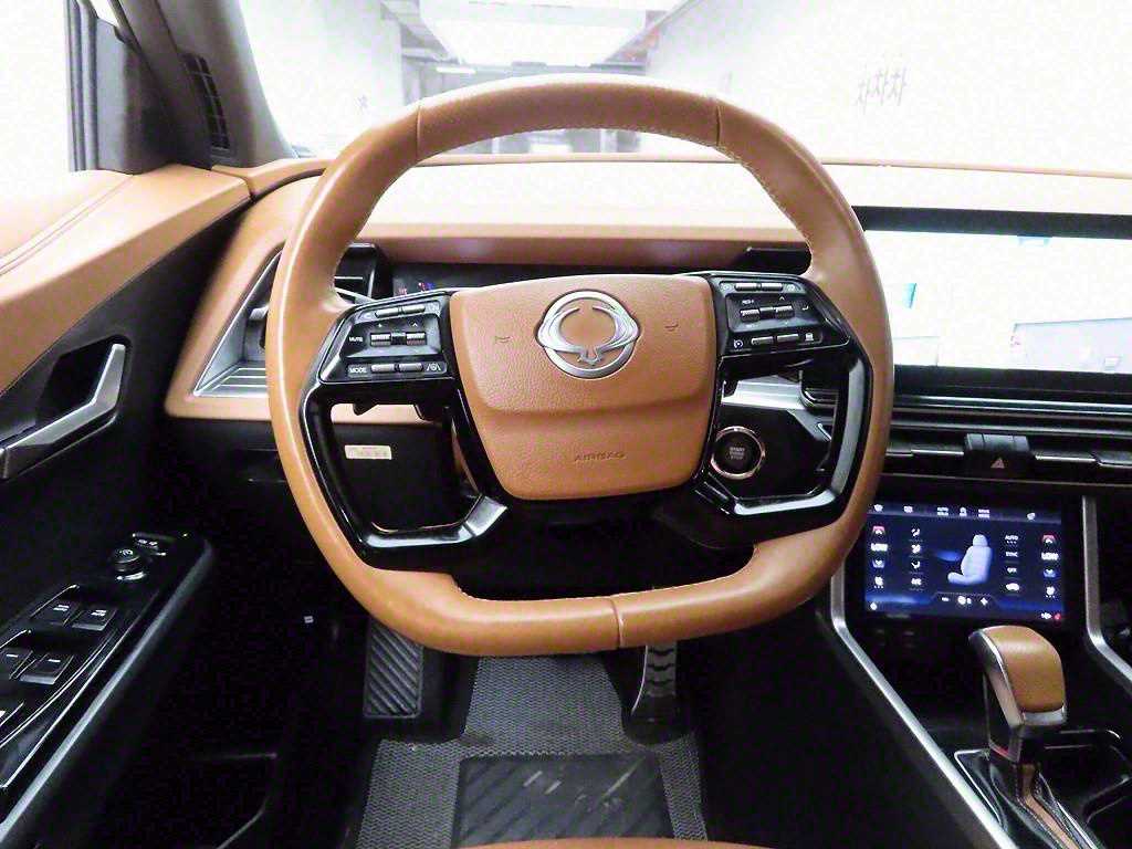Ssangyong Torres - Vista 9