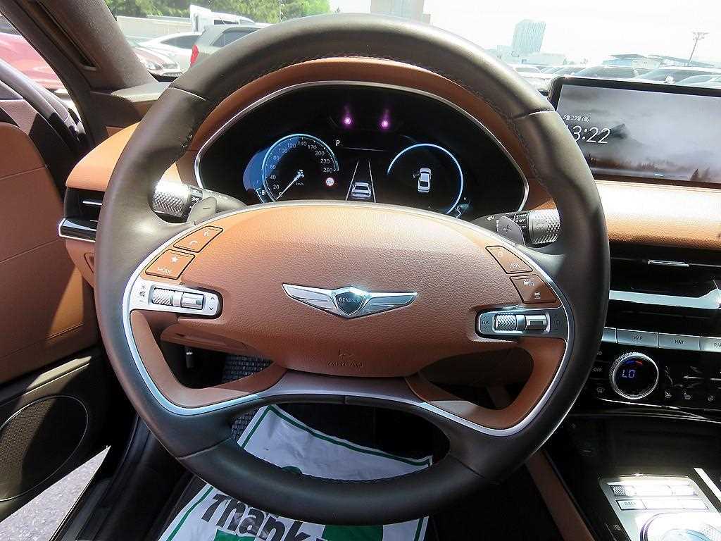 Genesis G80 - Vista 9