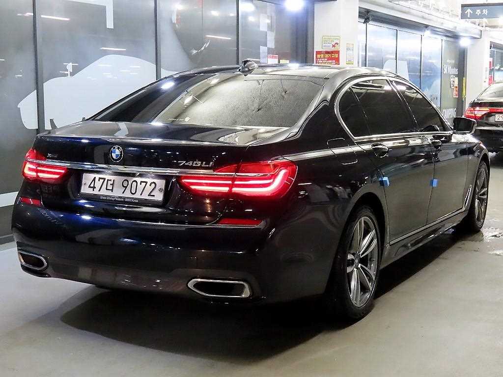 BMW 7 Series - Vista 4