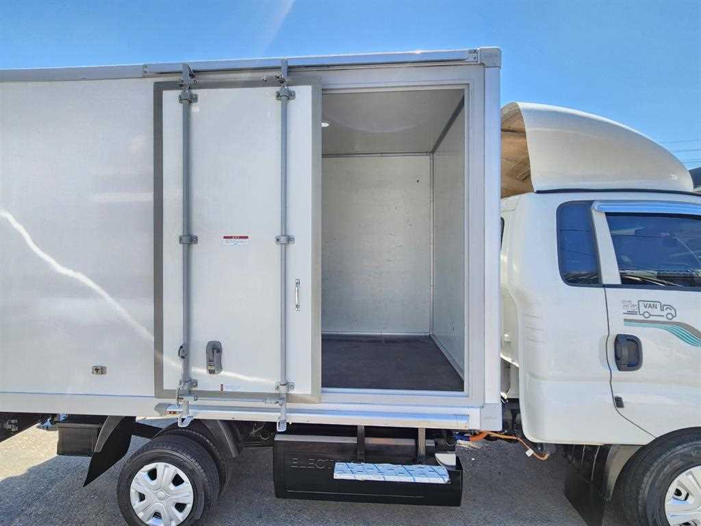Small Truck Normal Box(High Deck) - Vista 11