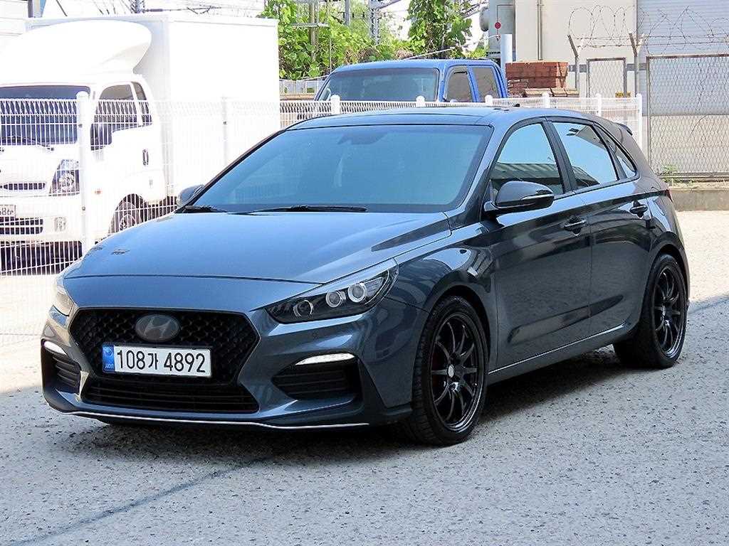 HYUNDAI i30 - Vista 2