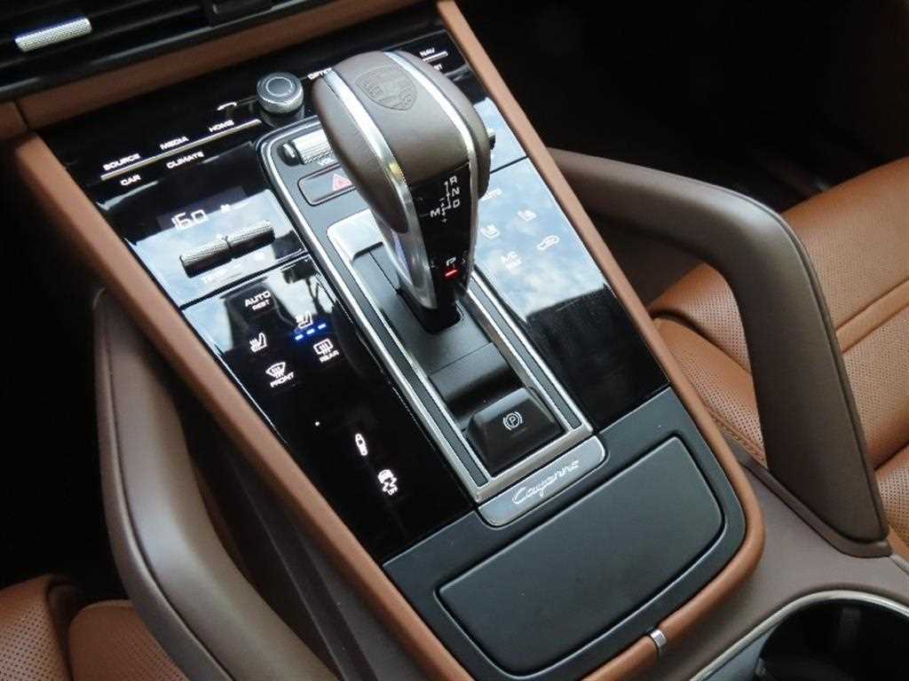 Porsche Cayenne - Vista 6