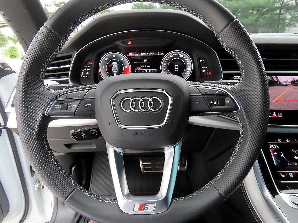 Audi Q8 - Vista 8
