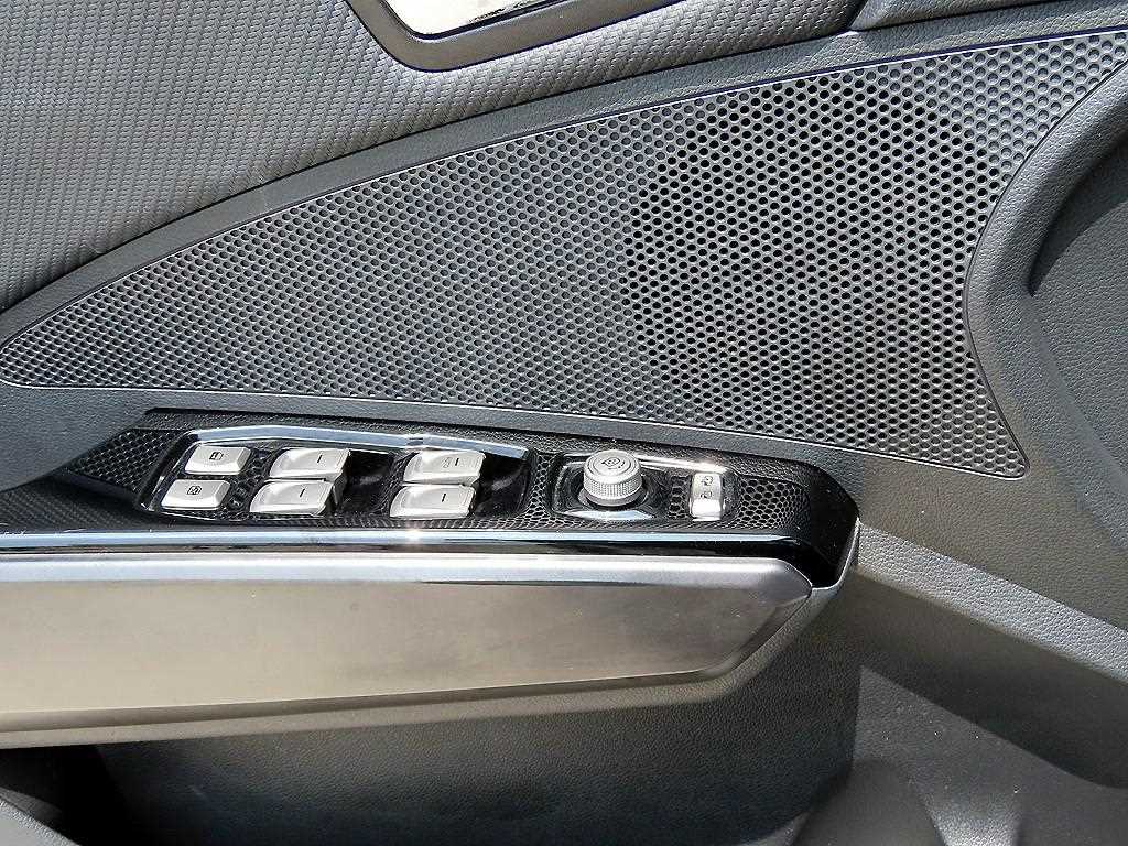Ssangyong Tivoli - Vista 11