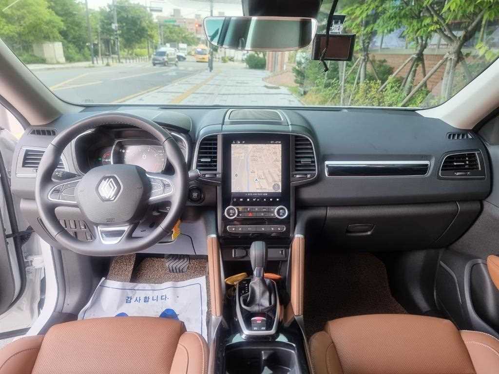 SAMSUNG QM6 - Vista 6