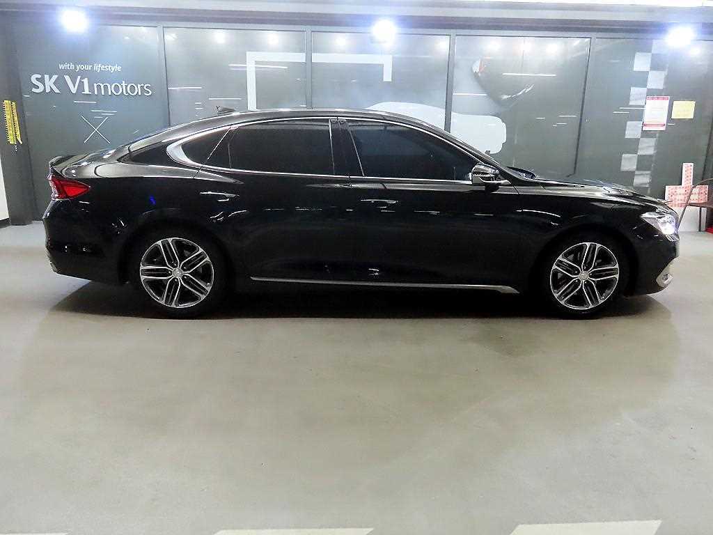 HYUNDAI Grandeur - Vista 3