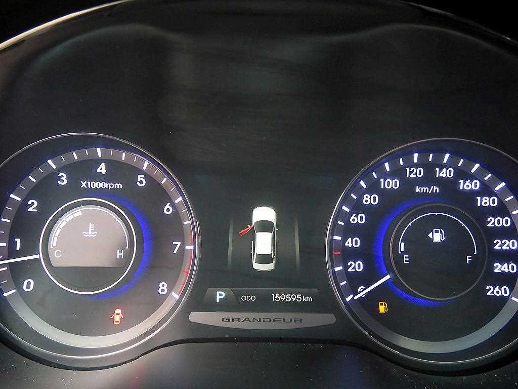HYUNDAI Grandeur 2012 Negro - Importación desde Corea - HF Imports Iquique - Foto 14
