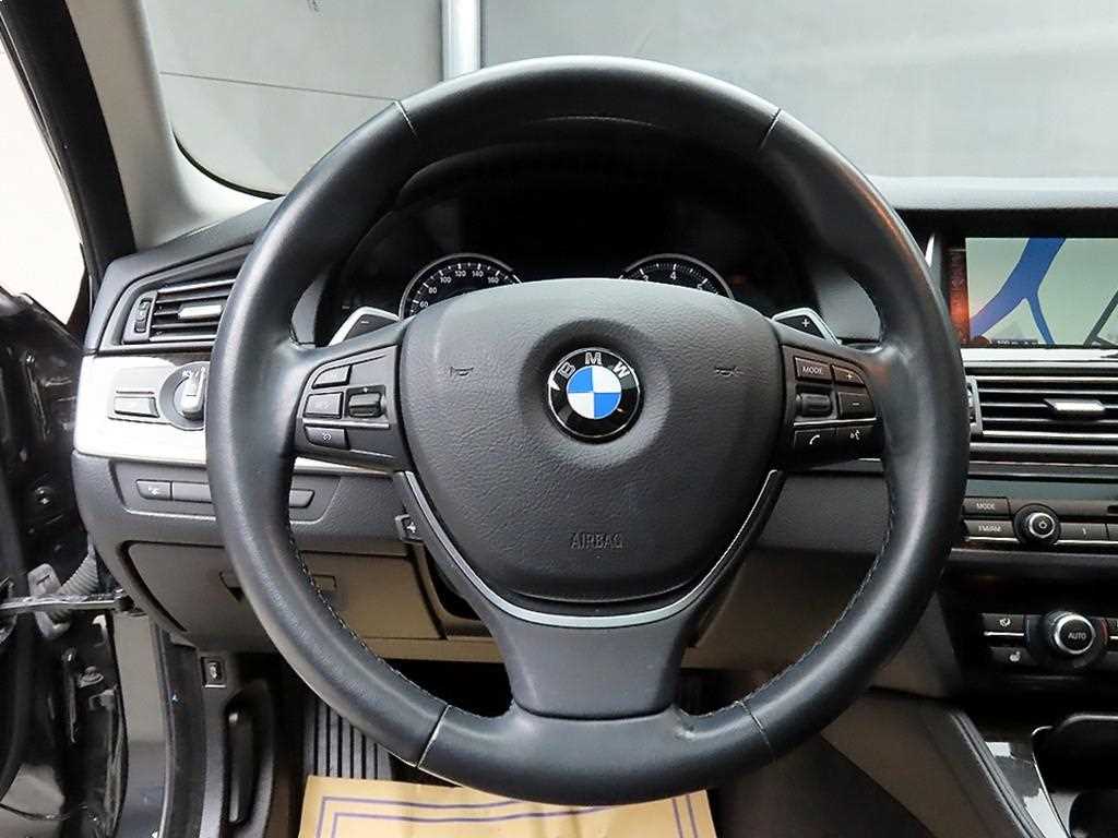 BMW 5 Series - Vista 9