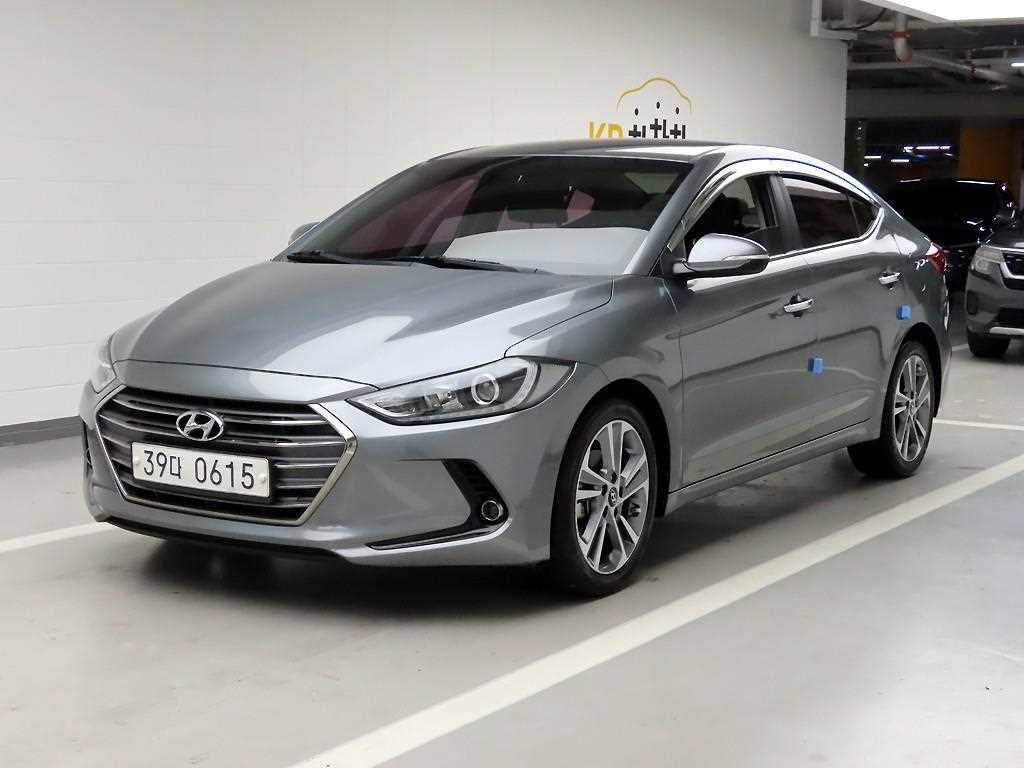 HYUNDAI Avante - Vista 2