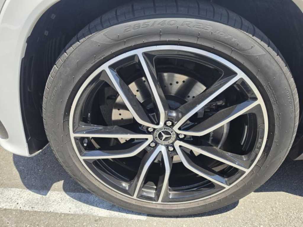 Mercedes Benz GLS Class - Vista 5