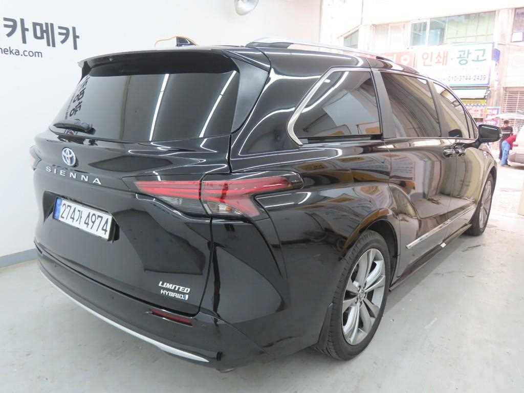Toyota Siena - Vista 3