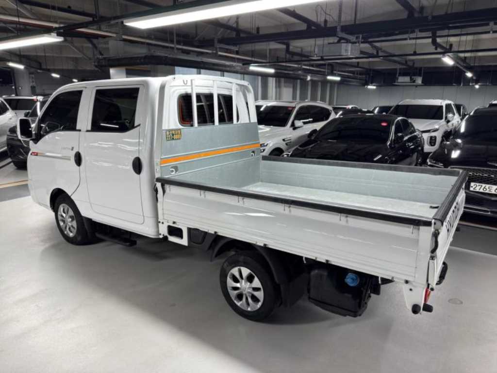 Small Truck Cargo (small) - Vista 3