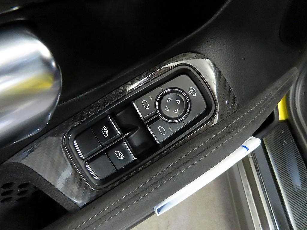 Porsche 718 - Vista 12