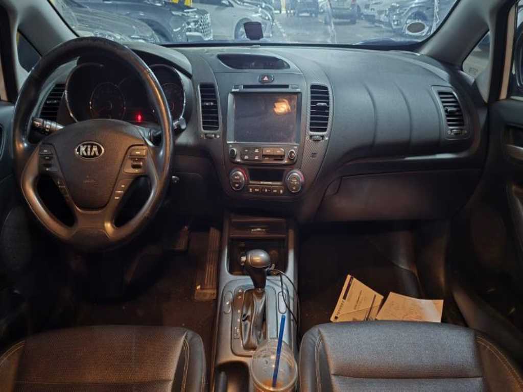 KIA K3 - Vista 3