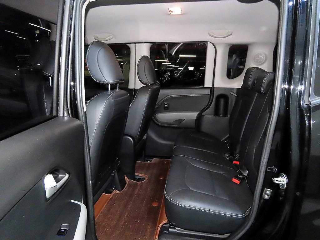 KIA Ray - Vista 7