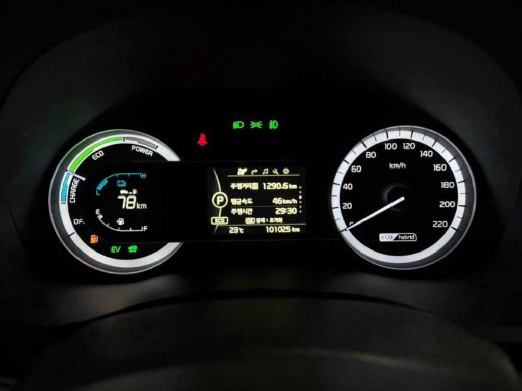 KIA Niro - Vista 9