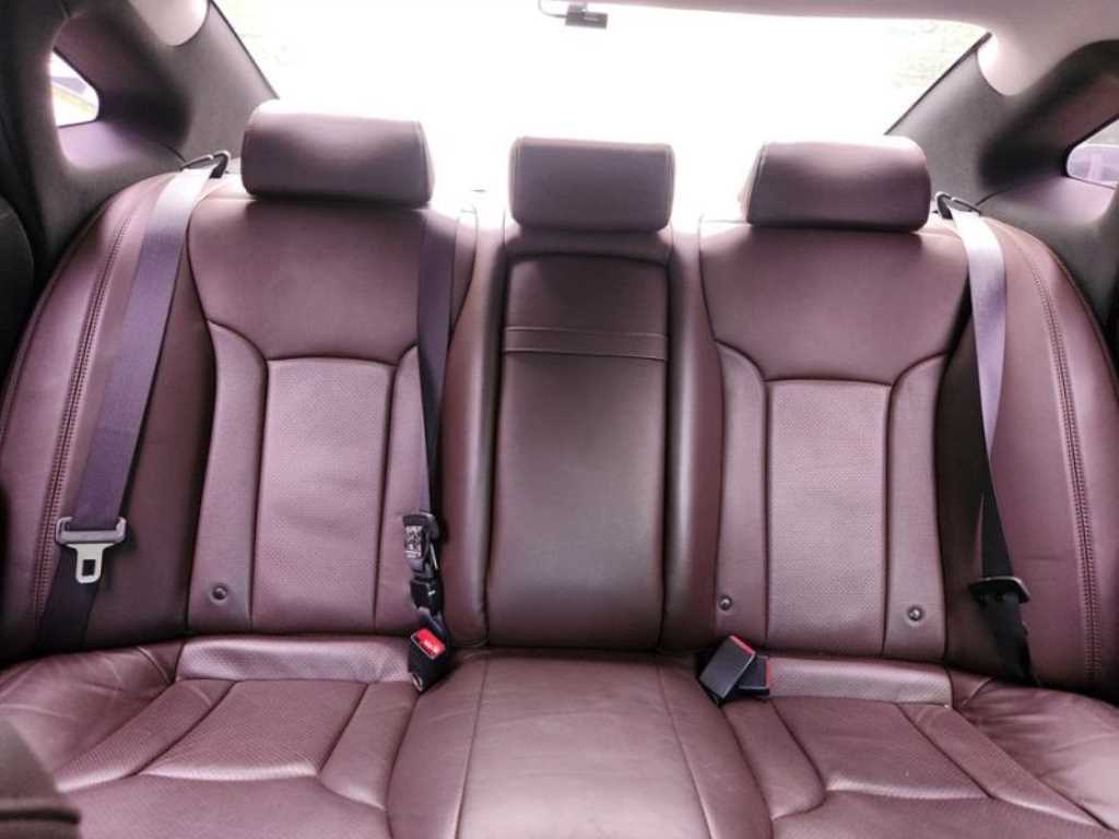 HYUNDAI Grandeur - Vista 11