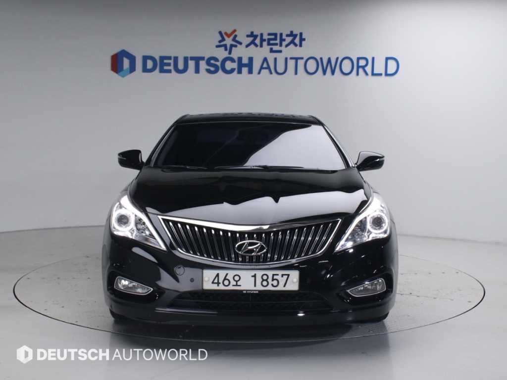 HYUNDAI Grandeur - Vista 3
