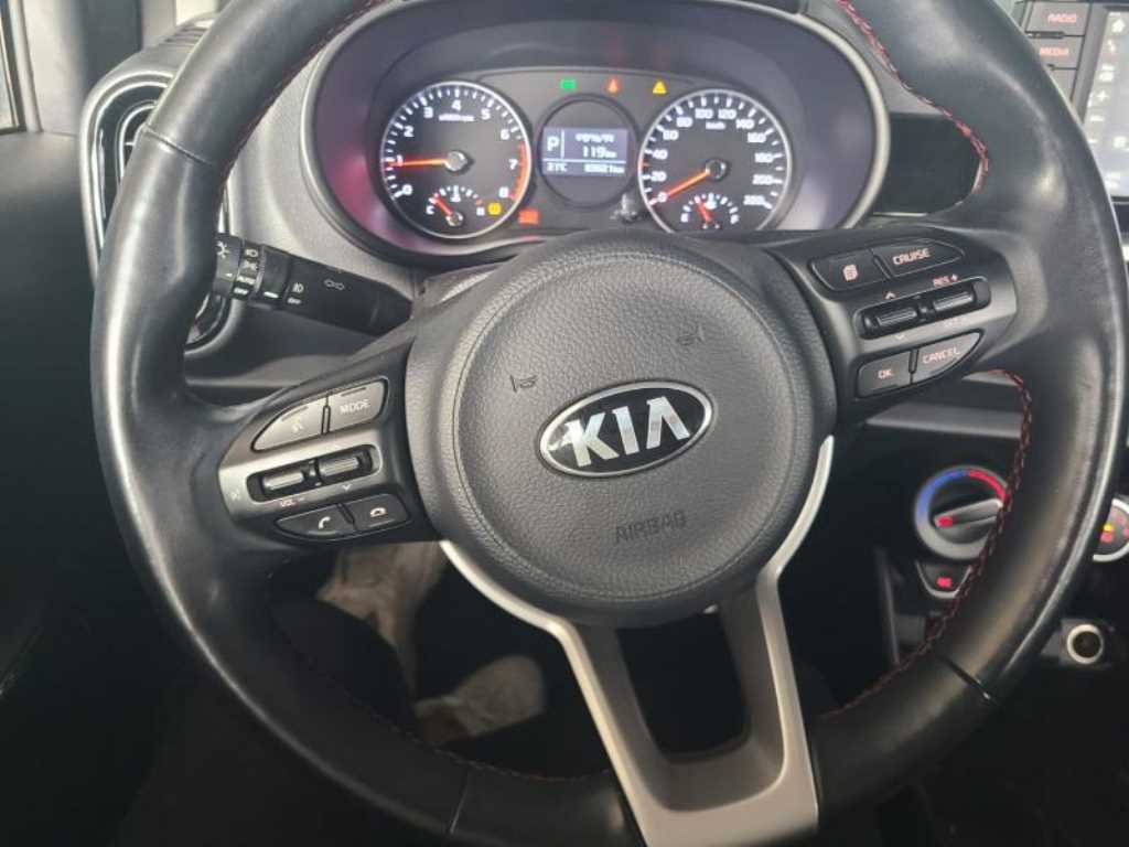 KIA Morning - Vista 11