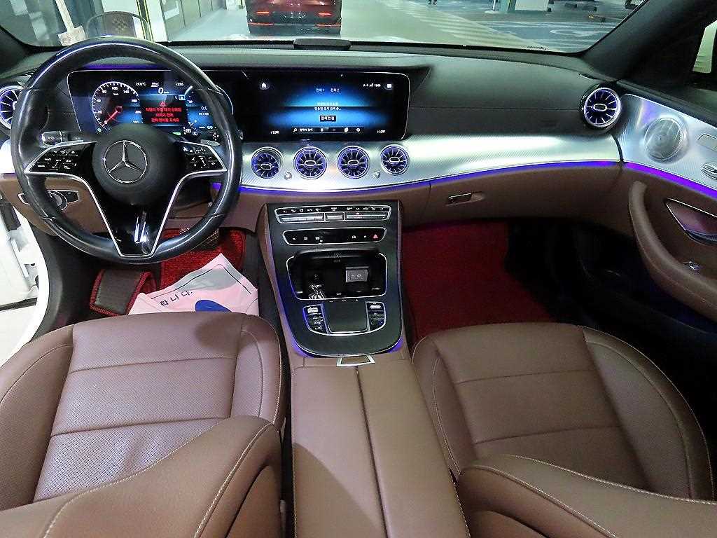 Mercedes Benz E class - Vista 10