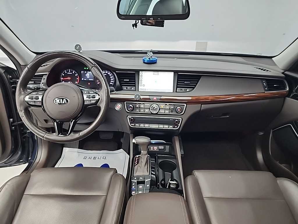 KIA K7 - Vista 7