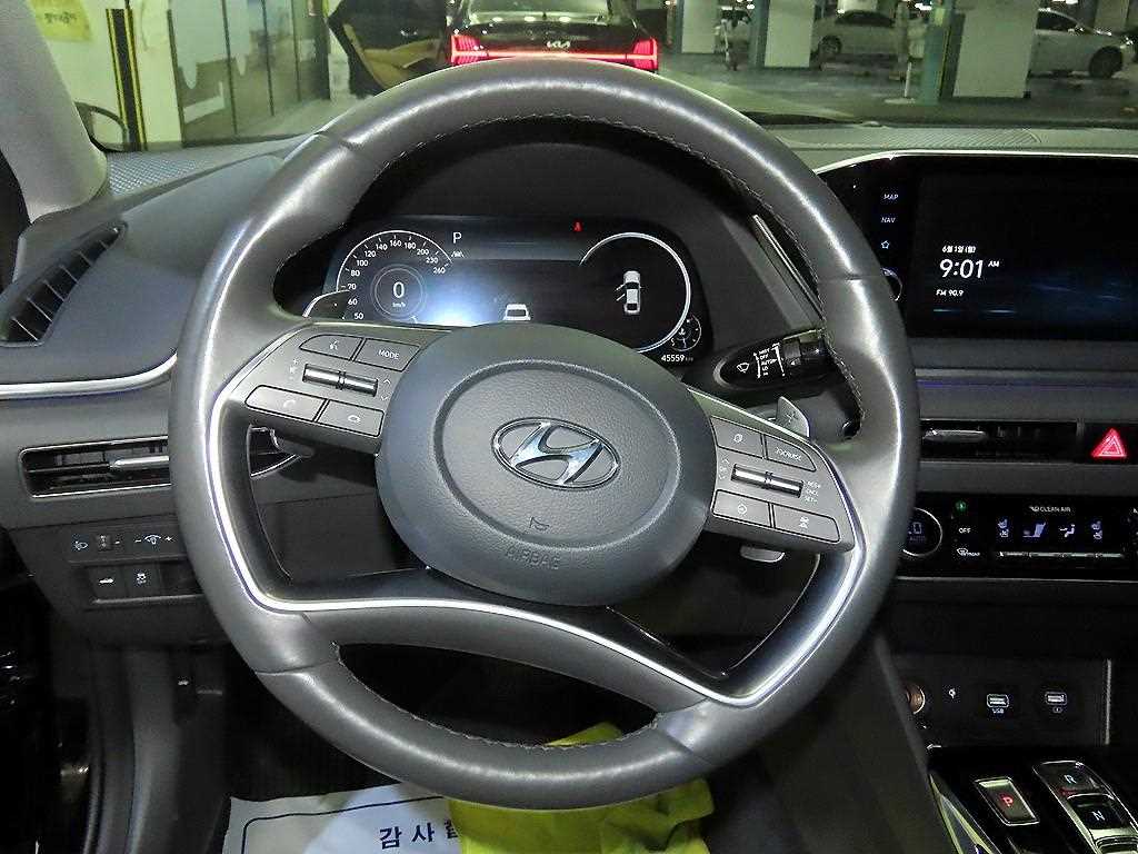 HYUNDAI Sonata - Vista 8