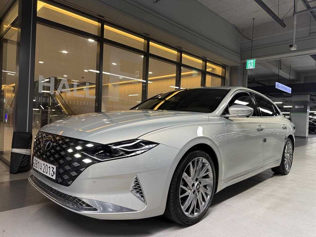 HYUNDAI Grandeur - Vista 2