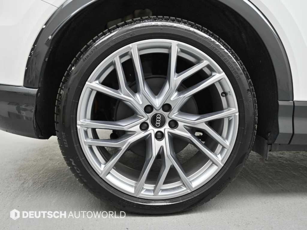 Audi Q4 - Vista 5