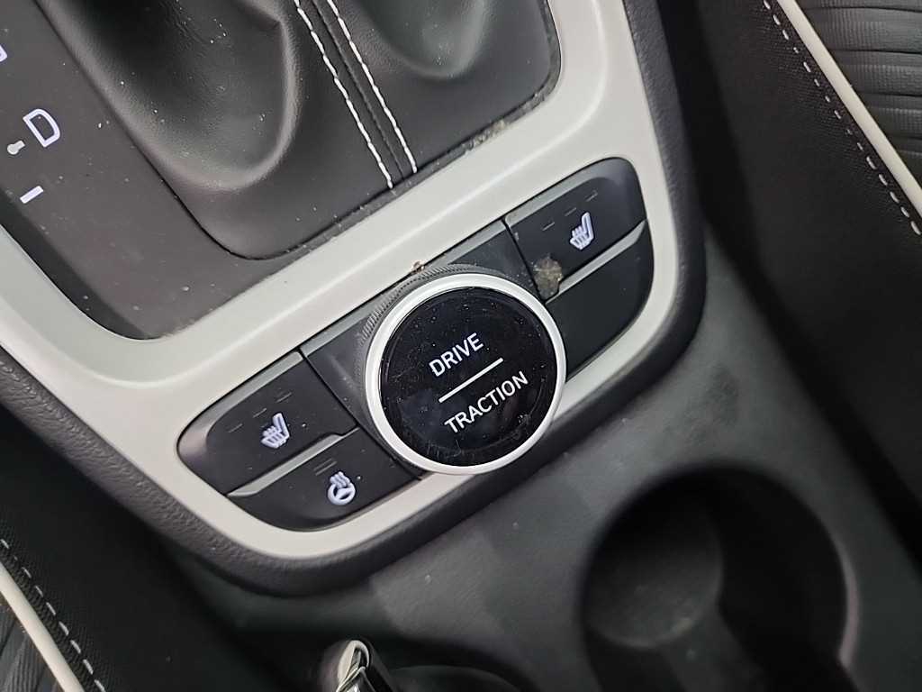 HYUNDAI Venue 2020 Gris - Importación desde Corea - HF Imports Iquique - Foto 18