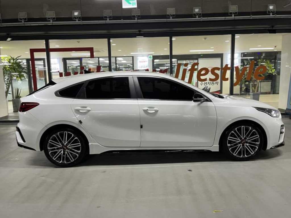 KIA K3 - Vista 3