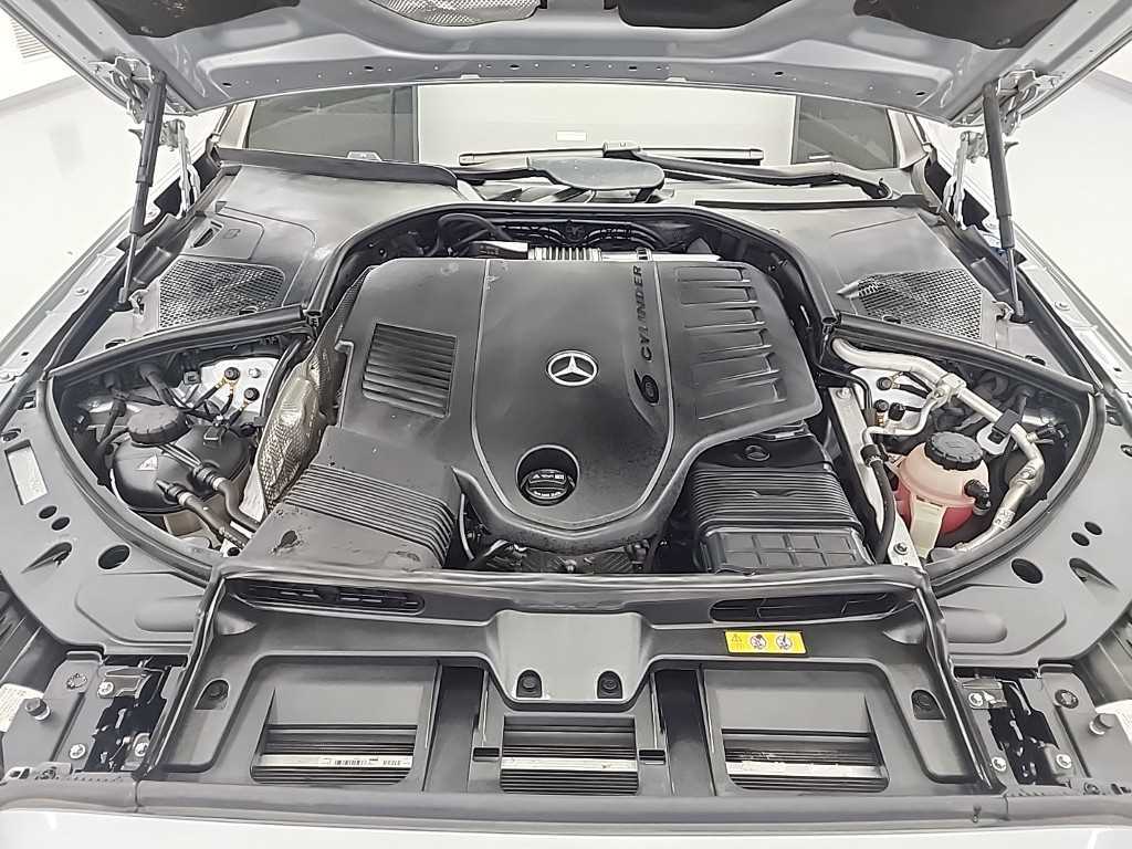 Mercedes Benz S Class - Vista 5